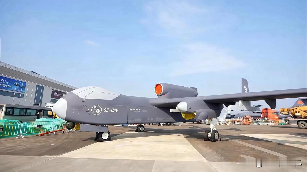 未来必造！而且速度比想象中快得多！

2025年底，中国航空工业已经搞定了两款无