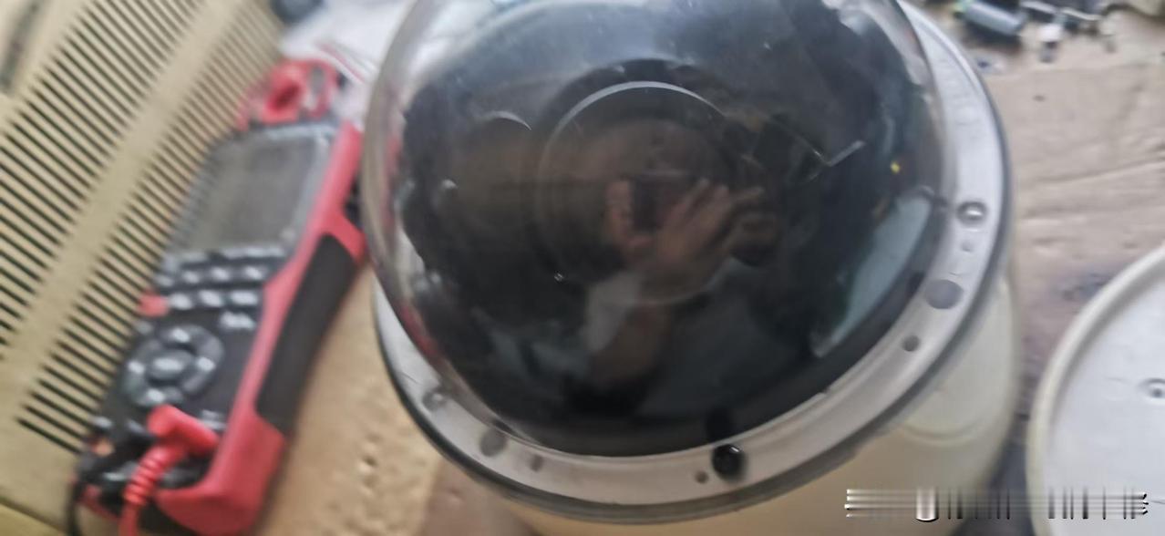 模拟探头不接触有10年了，现在又遇到了。这是本子家的模拟球机，通过录像机的485