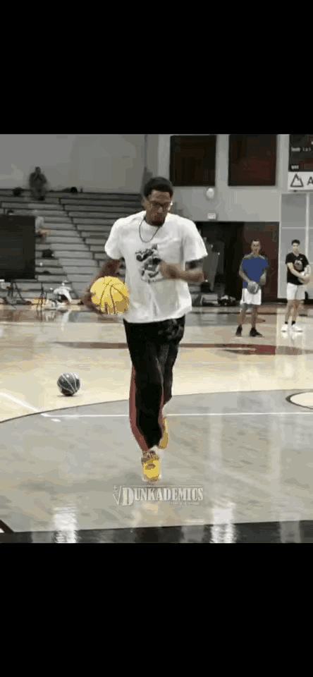 这球韦德来了也得给10分