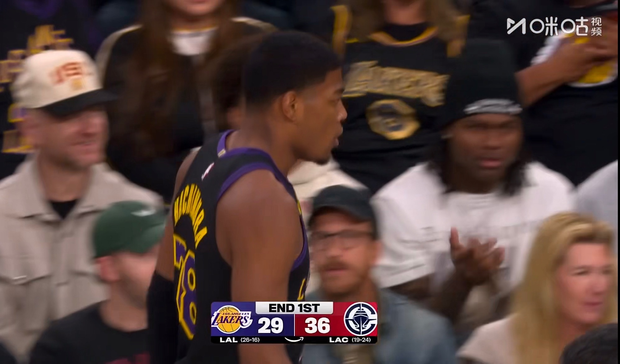 八村塁必须投进三分，才有作用阿。防守不行，起码进攻匹配。湖人vs快船