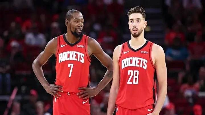 别看火箭排西部前六，对手都抢着季后赛碰它！

火箭这43胜28负的战绩，看着挺唬