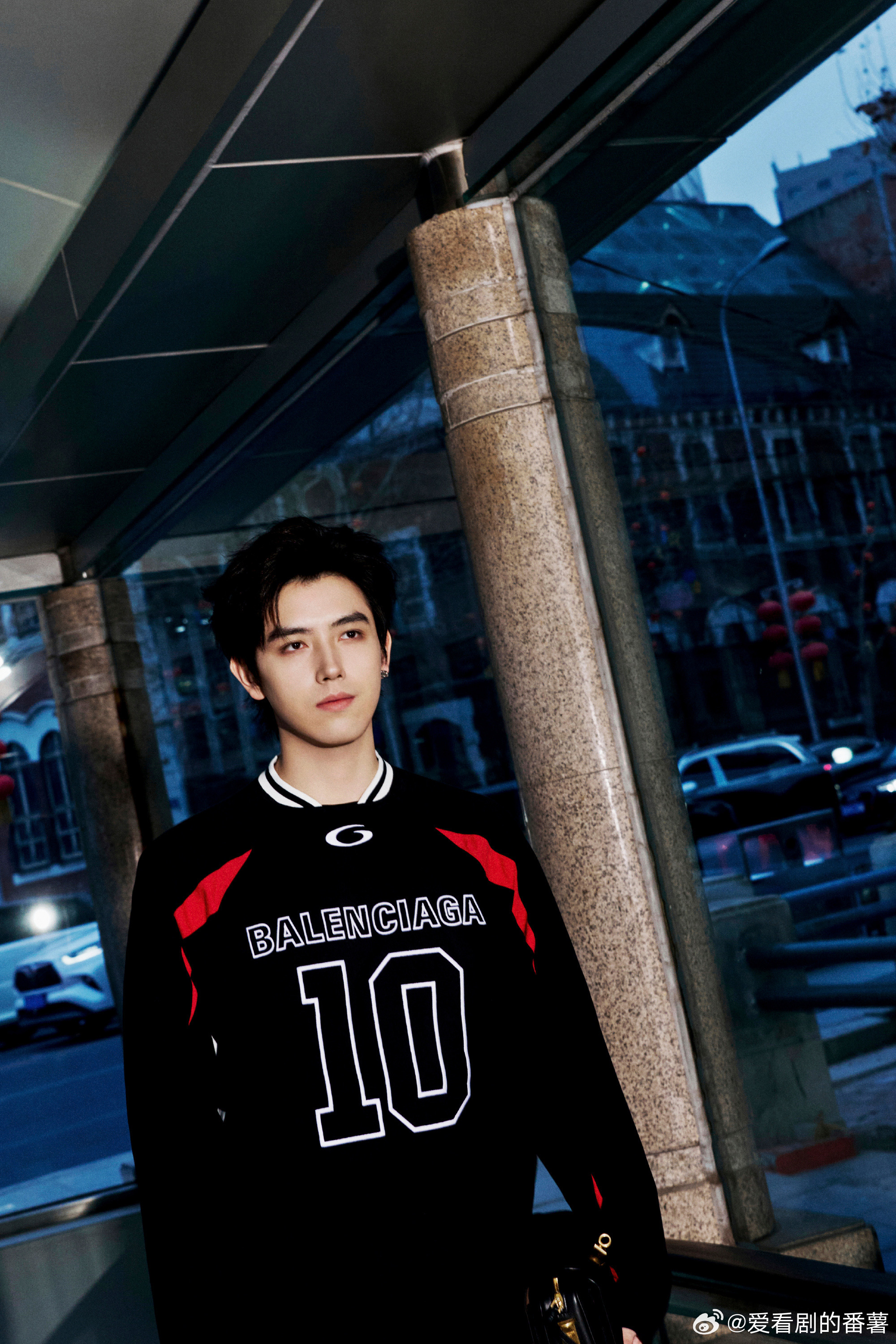 陈飞宇演纯爱就没翻车过段胥隐忍又深情，纯爱感拉满，别人是演戏他是入戏，纯爱必答题