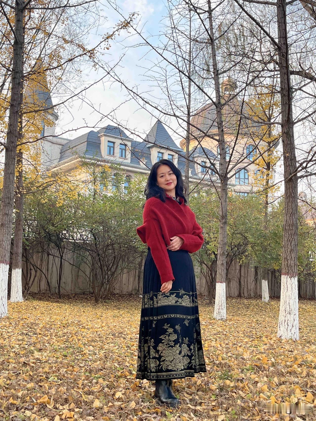 我53岁了，退休3年了。

不知道怎么回事一度怀疑自己抑郁了。以前是最爱热闹的人