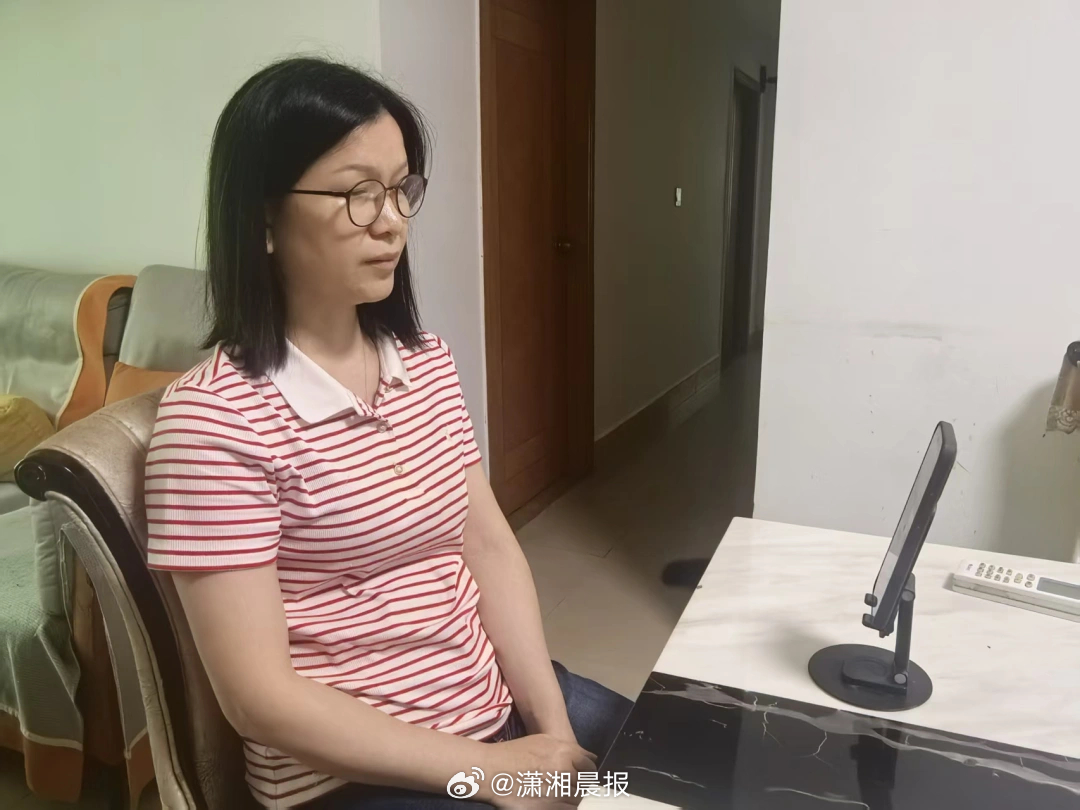 【#女子儿时被亲戚性侵丈夫支持报警#，#女儿女婿自杀后妈妈投身防性侵宣传#，希望