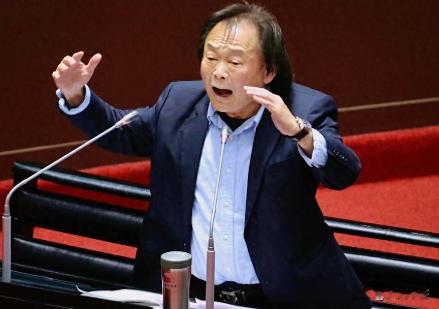 毒驾肇事致两人身亡，当地热议是否该判处死刑！好好走在路上却遭遇横祸，两名无辜路人