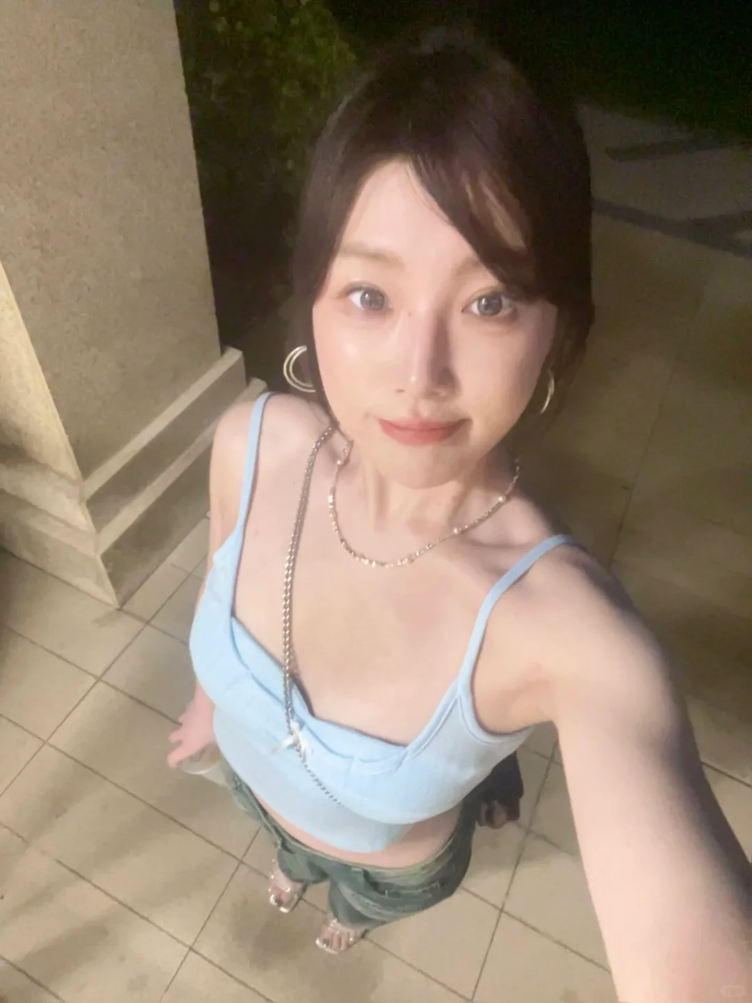 👀谁还没睡