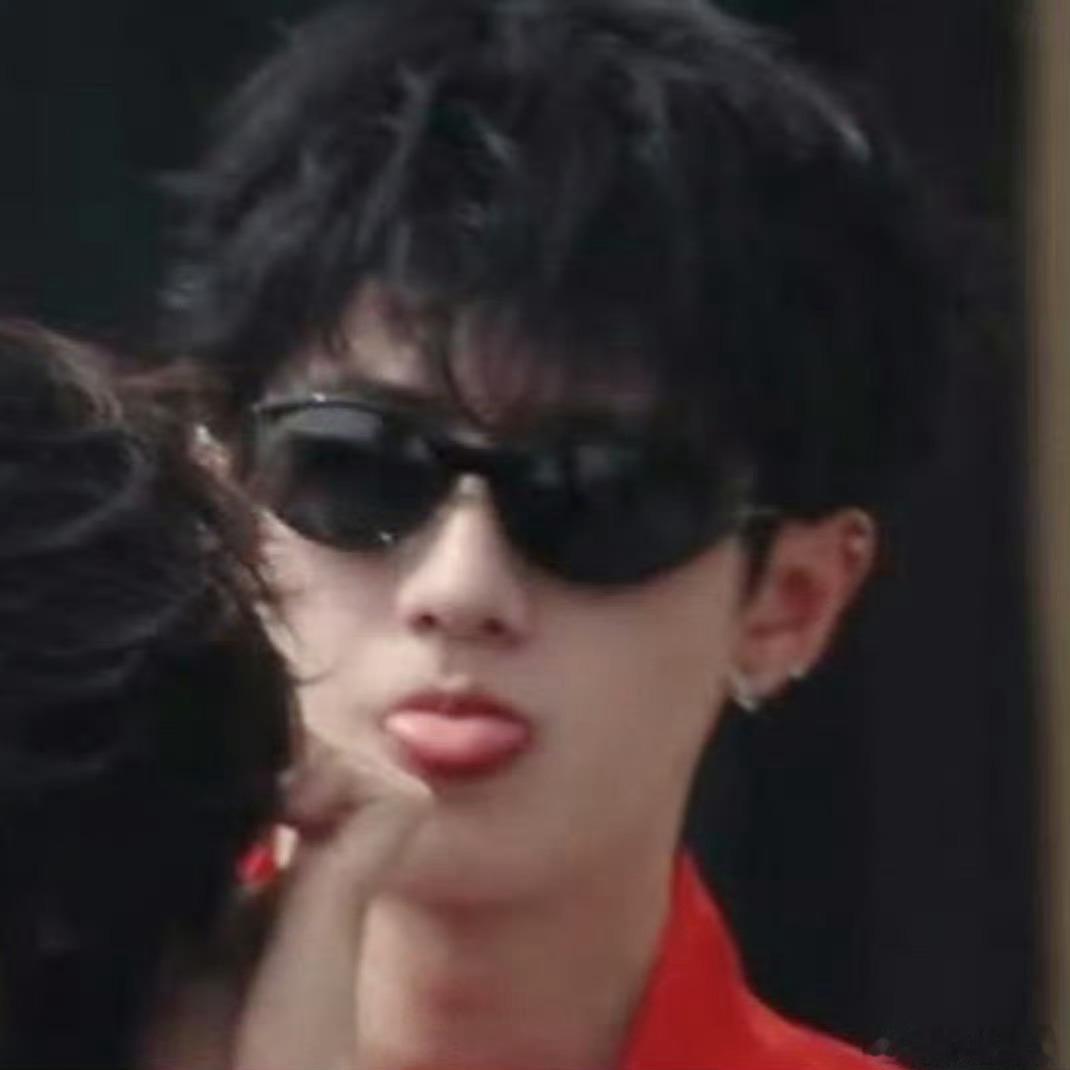 宝宝，有时候真希望你不要长大🥺朱志鑫一路向海的少年