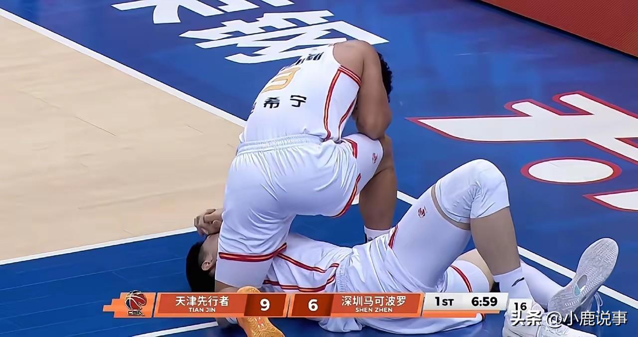 才首发3分钟就重伤，
看着真破防！
 
才19岁。
生涯第二场。
第一次首发。