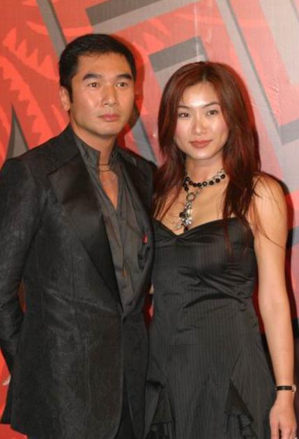 1996年， 方中信和莫可欣恋爱同居后，方中信说：“我暂时不想结婚生孩子，你吃药