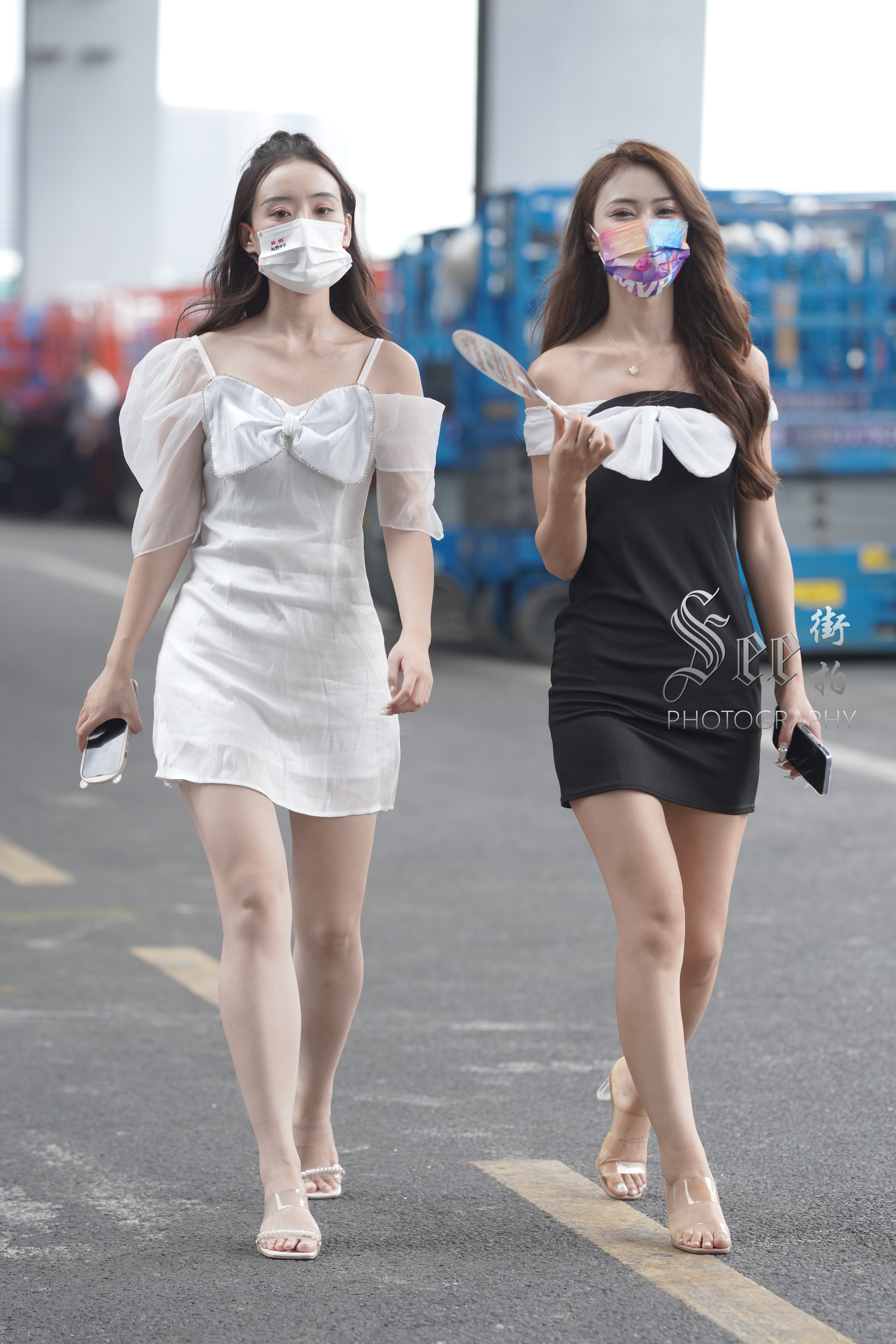 气质黑白搭配~~ ​​​
