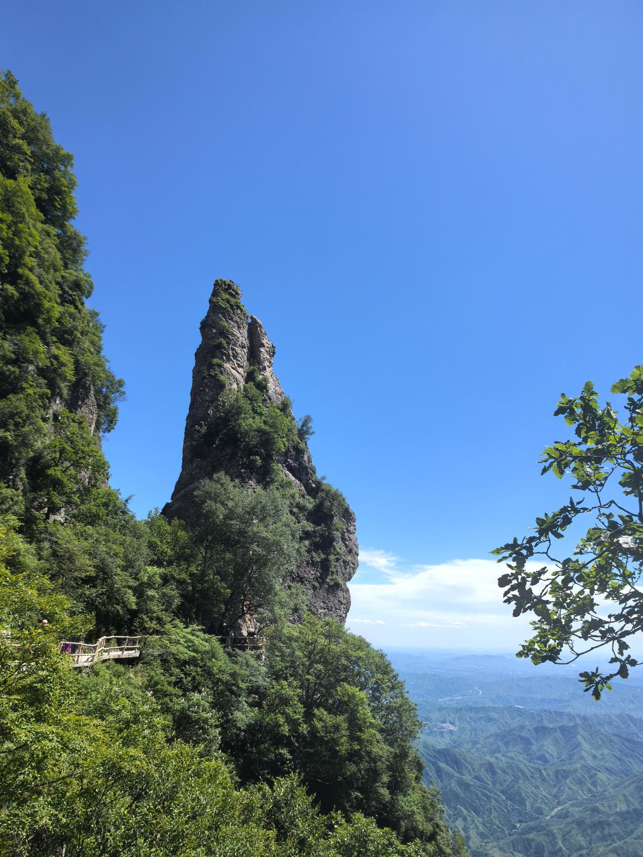 工程造价转行房产中介，是一种怎样的体验？
   房子终于出租出去了，今天去签合同