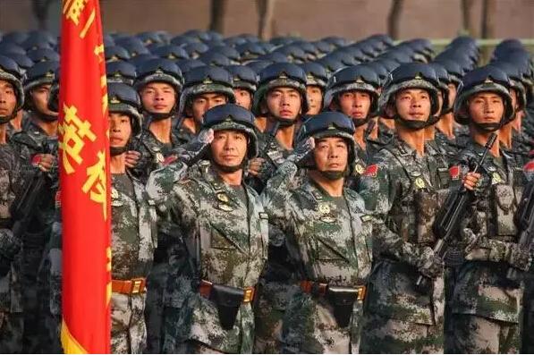 中国阅兵，能不能威慑住美国？美国一位陆军少校的一段话是答案，该少校名叫帕特里克·