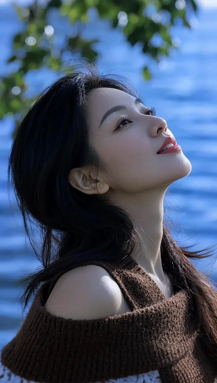 拍同款入口已调整至视频右下角转圈收藏音乐的那个图标，粉丝点击进去「拍同...
