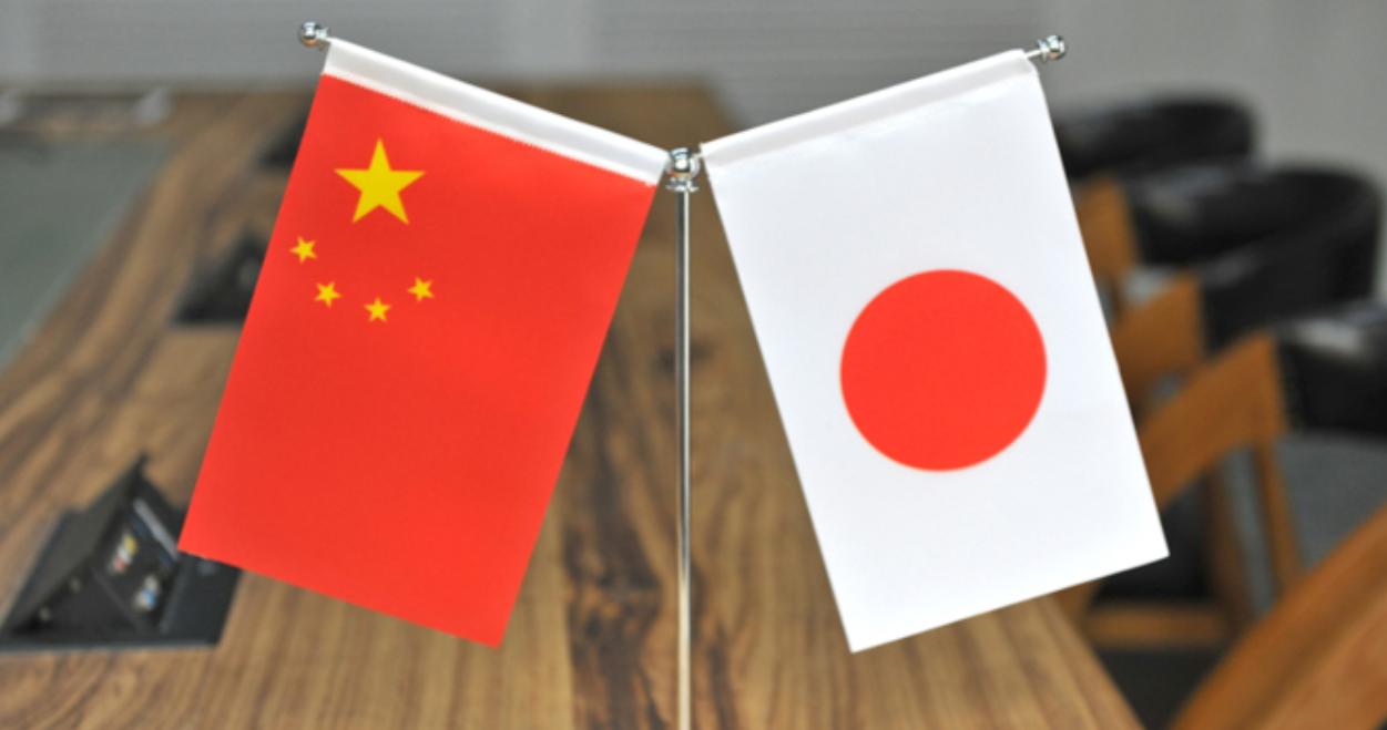 最近中日之间的摩擦接连不断，从战机在冲绳海域的对峙，到日本政客屡屡在台湾问题上发