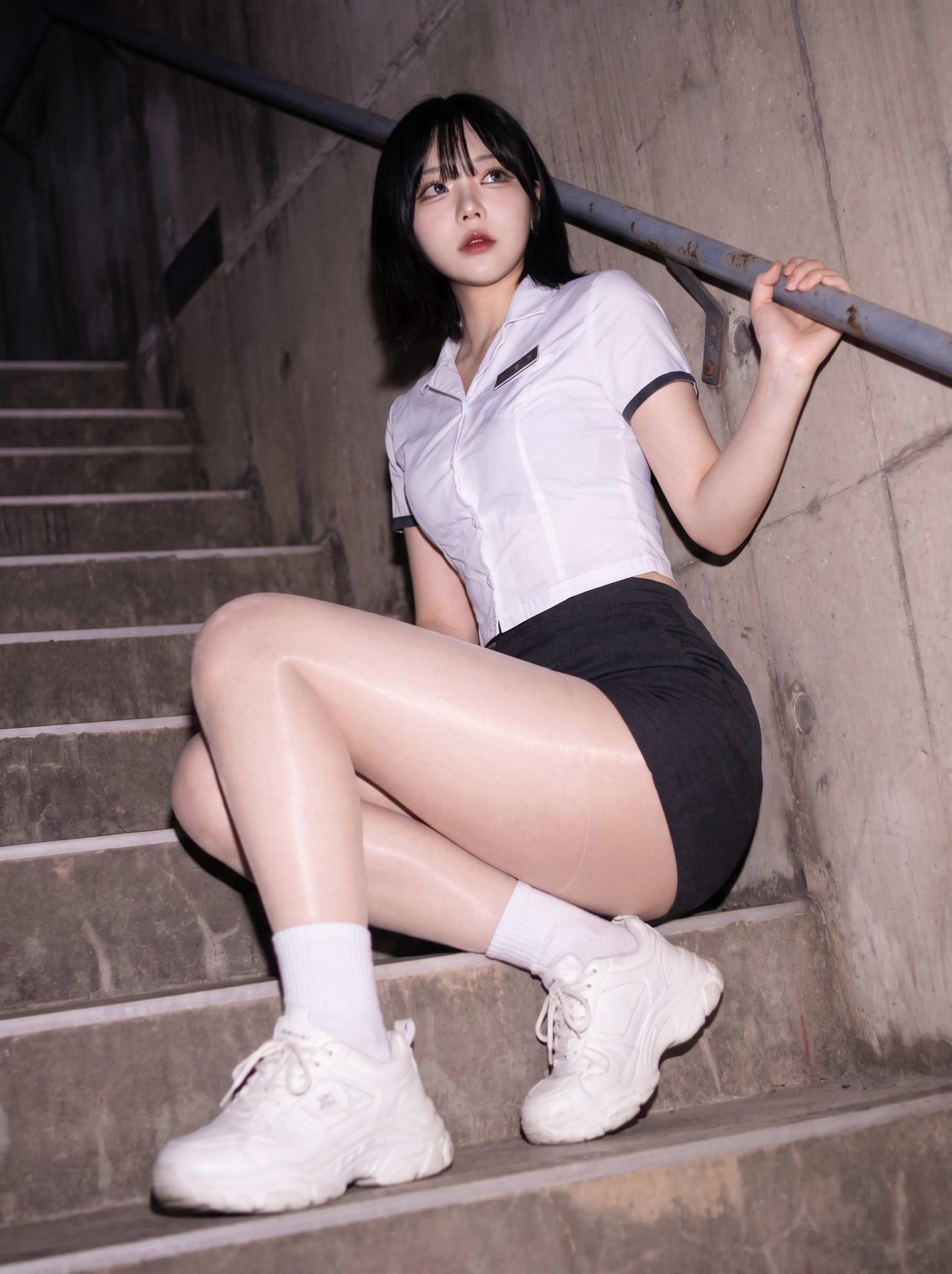 百褶裙穿搭 日系写真 摄影约拍 女大学生校园穿搭 黑色系御姐穿搭