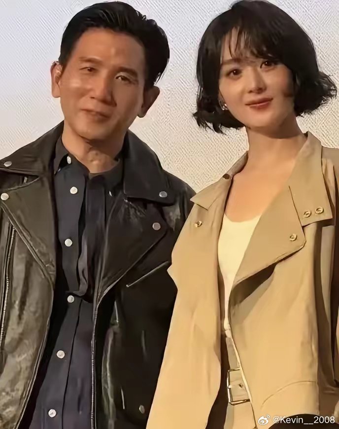 赵丽颖选对象的眼光感觉变差了，这男的看面相就觉得一般啊 ​​​