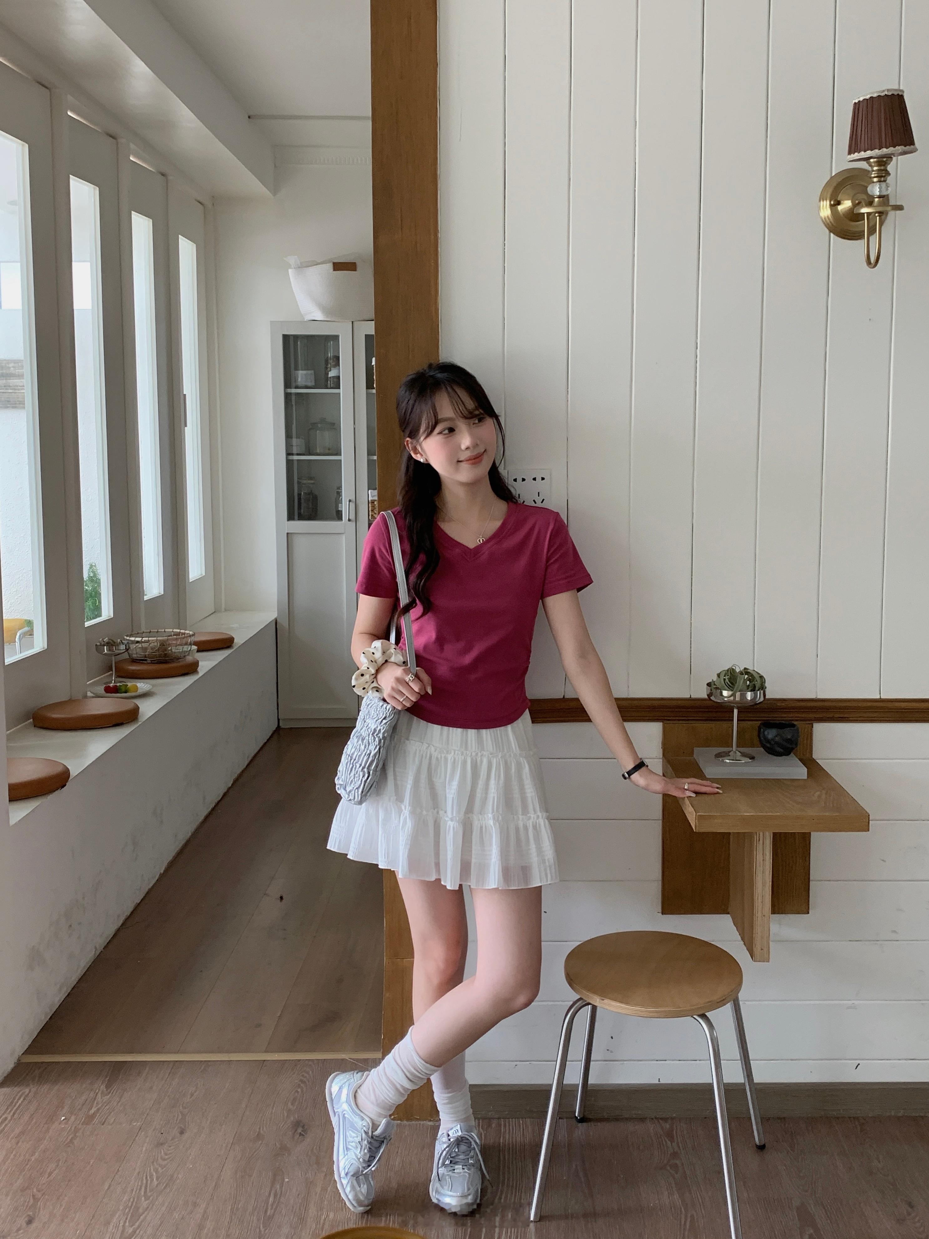 🫧🍨🤍白色蛋糕小短裙（内衬是短裤）有在等的宝吗～这款周三团终于搞出来了，之