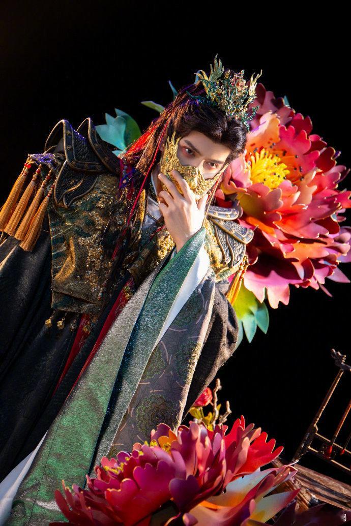 徐正溪新剧变脸比翻书还快真的会有人不爱鬼牡丹这种疯批反派吗？不像其他反派要么纯坏