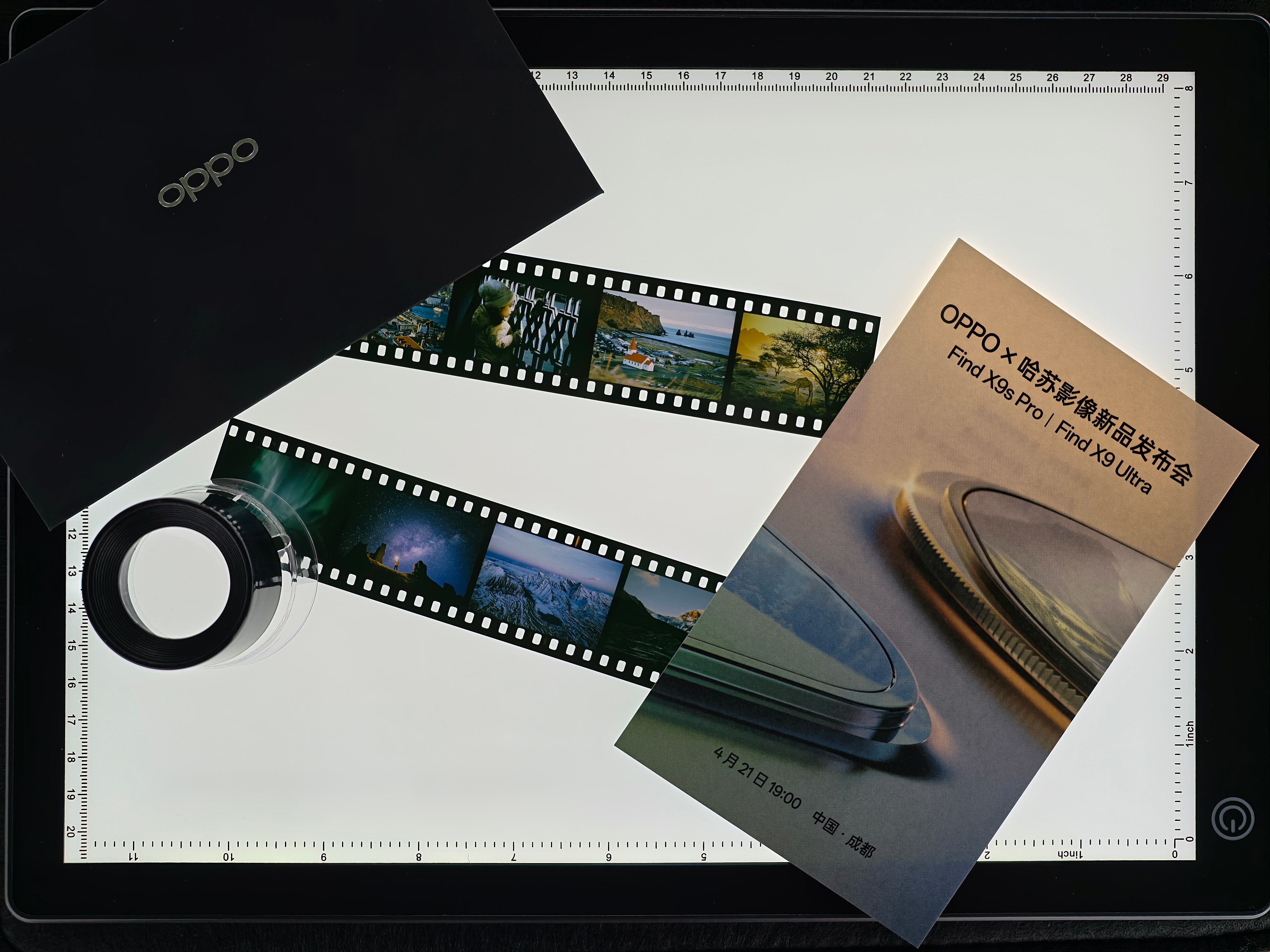 OPPO寄来的发布会邀请函，这胶片感，看着是不太一样哈？
