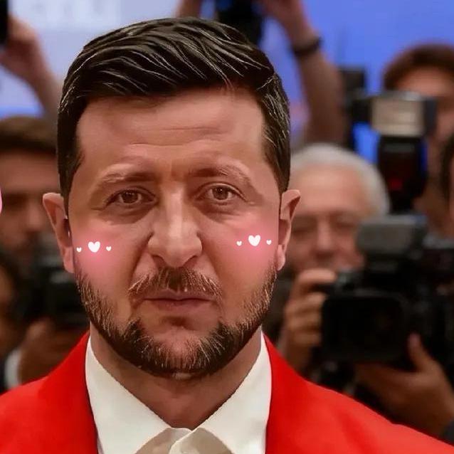 果然是硬汉啊
泽连斯基公开表态
1月1日，乌克兰总统泽连斯基公开表态：那些认为乌