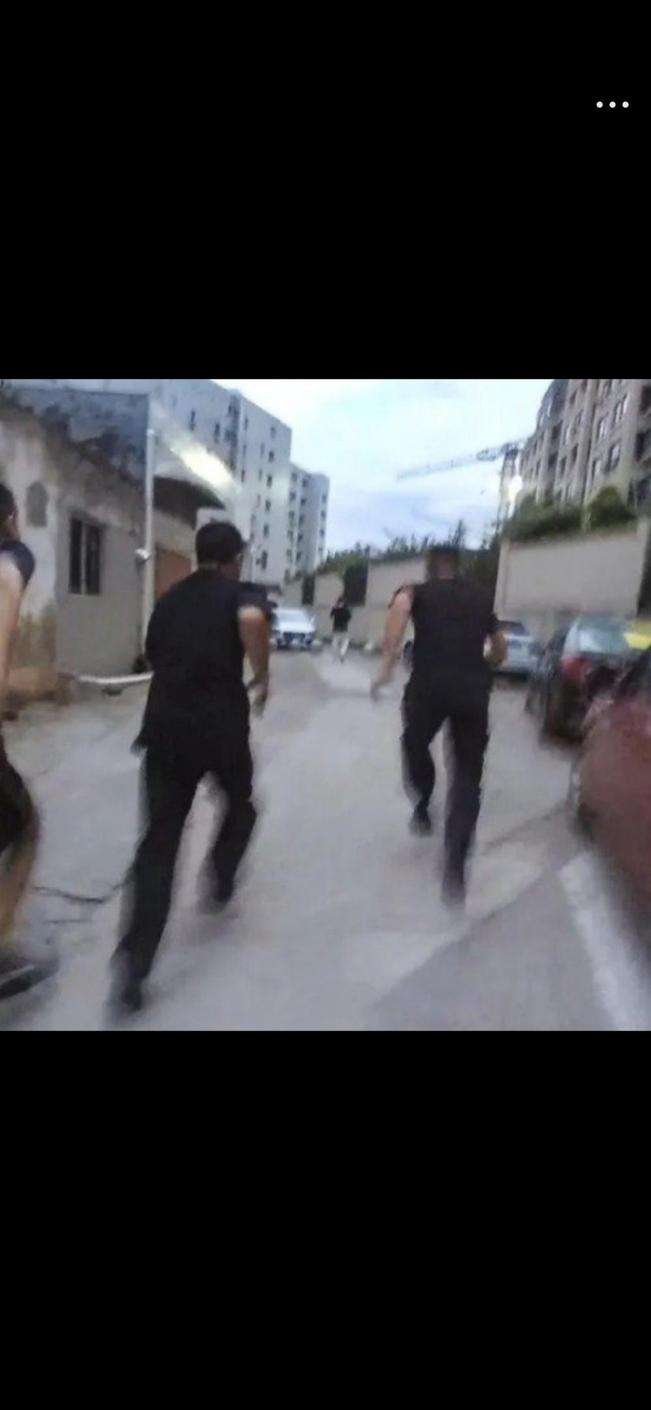 标题：毒贩开出200万天价，悬赏缉毒警察一颗人头，真相让人肃然起敬

你敢相信吗