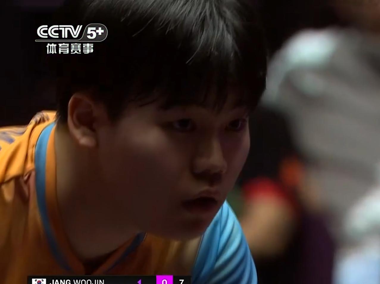 松岛辉空也跟着张本智和学，
开始吼叫了，
我终于明白以前他为什么安静了？

今晚