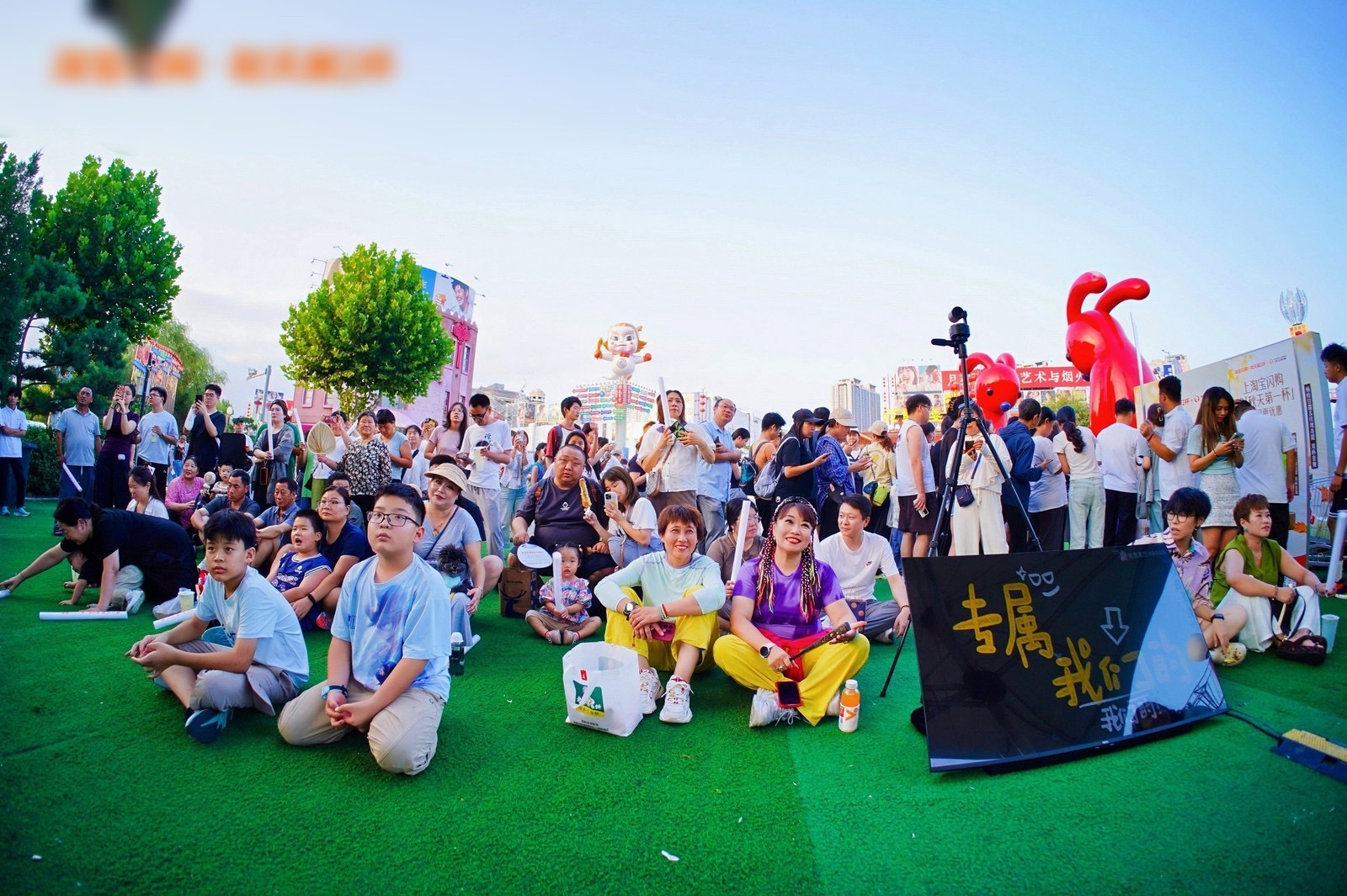 北京人的立秋疯狂周末来了 北京立秋限定疯狂周末已就位北京迎来趣味立秋周末，逛故宫
