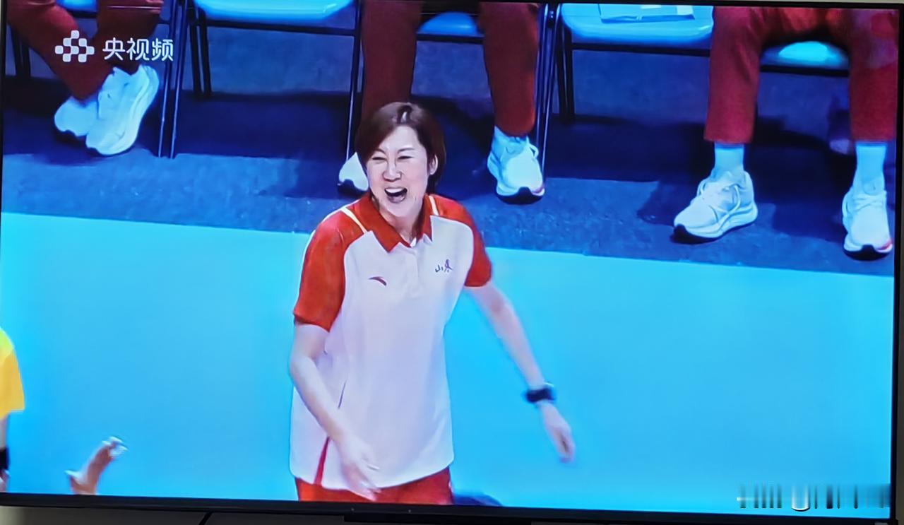 全运会女排比赛收官之战必看直播
        天津女排与河南女排的五六名之战，