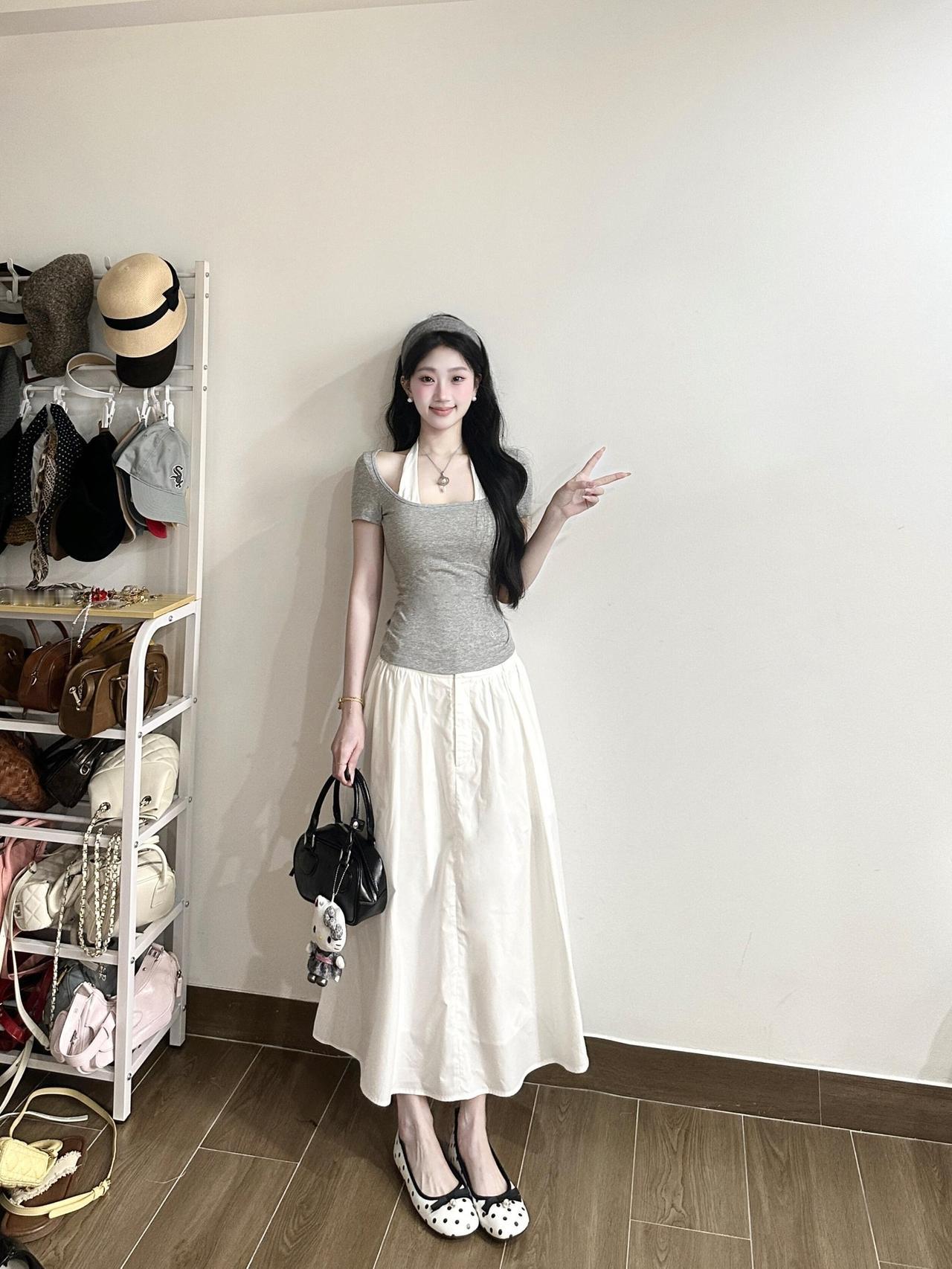 简单穿搭简单心情，不追求耀眼，只做舒服自在的自己。简约日常 日常穿搭 女生日常 