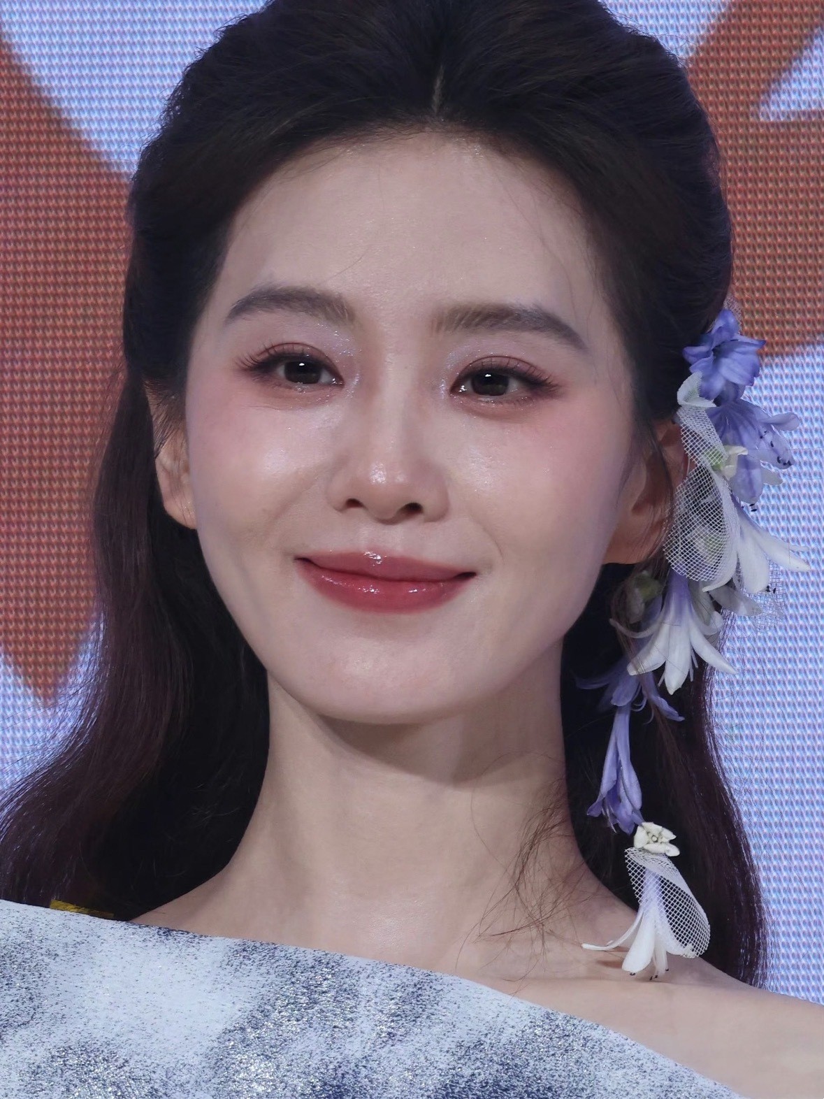 刘诗诗刘亦菲活动生图 刘诗诗昨晚活动生图，这状态好好吧！ 