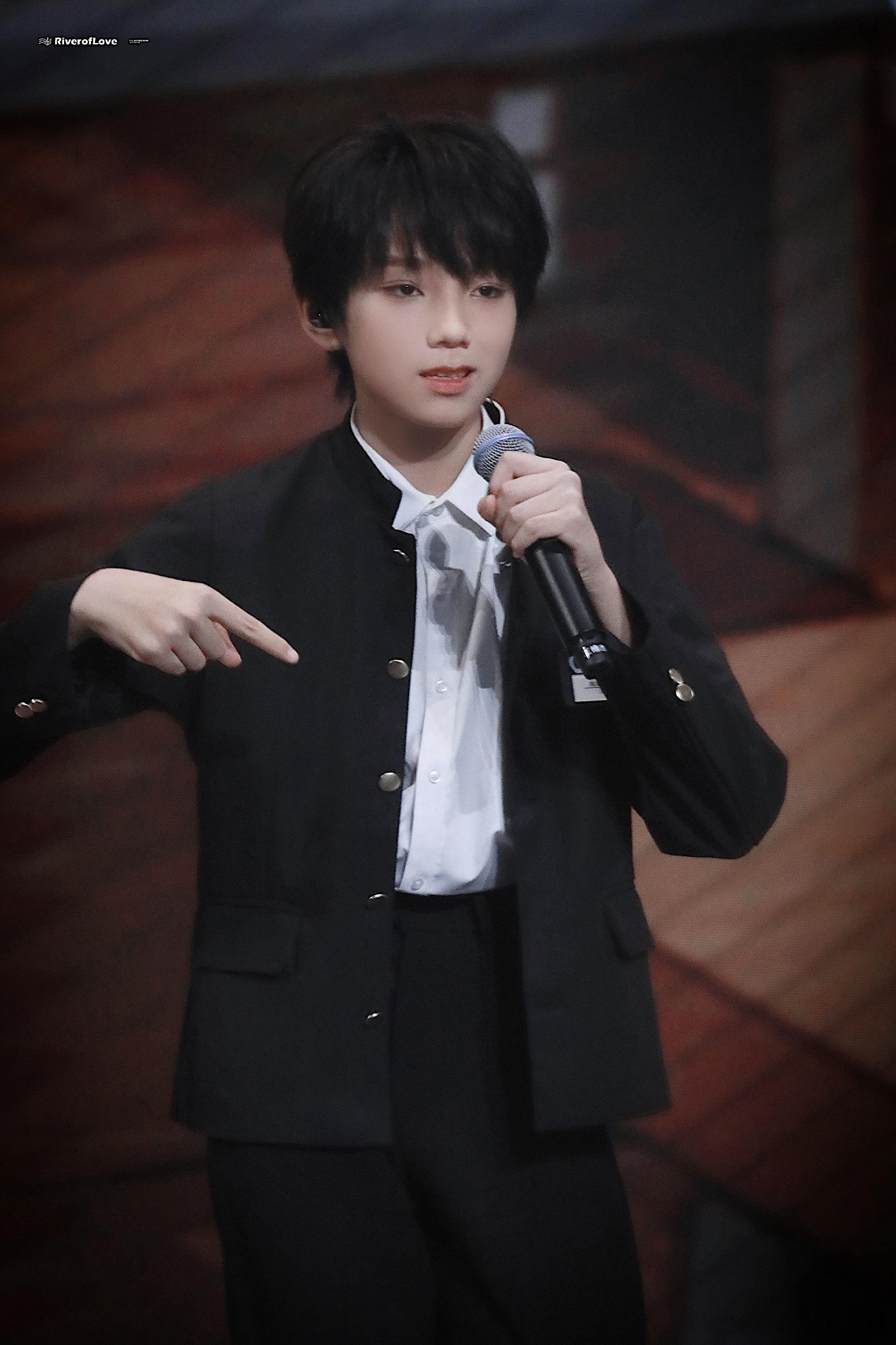 #王橹杰[超话]##王橹杰 劈波斩浪# wlj#王橹杰 全力以赴 朝梦出发# w