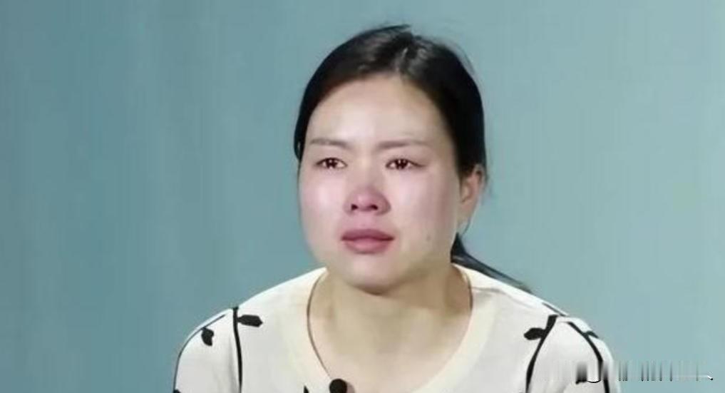 1992年，湖北1对夫妻自杀去世，留下仅5岁的女儿，23年后，女儿竟然不顾全村人