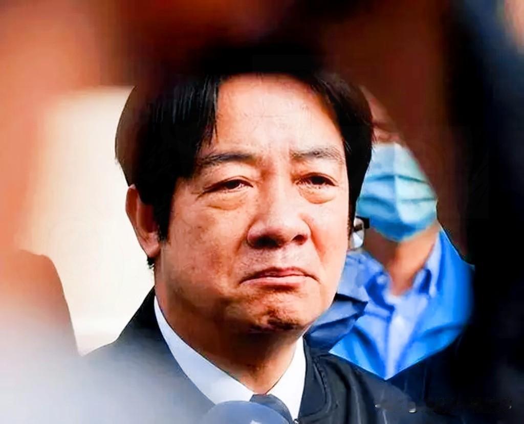 赖清德专机还没起飞
整条航线就先被彻底“卡死”了！
 
据台媒爆料，赖清德原本定