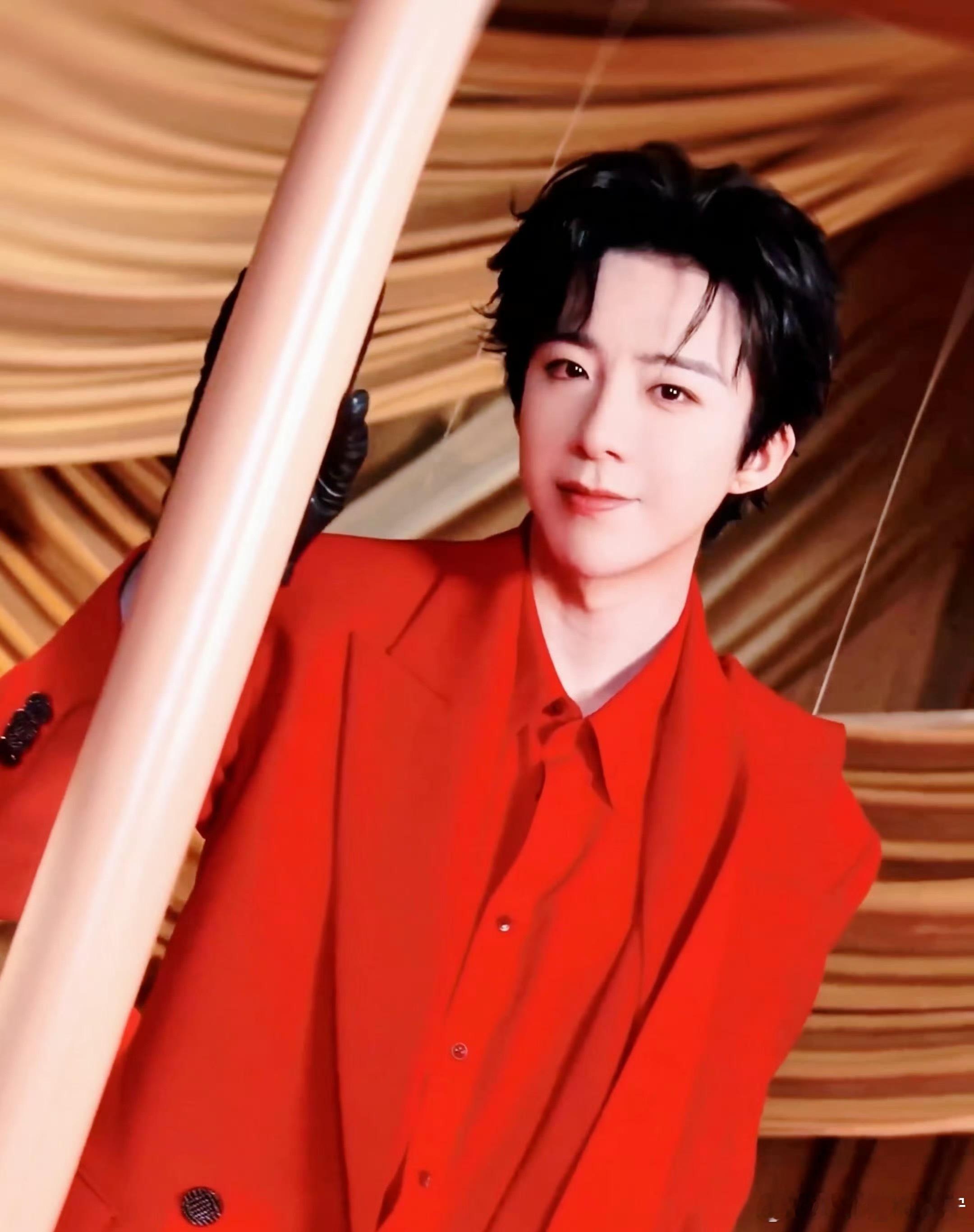 摩登兄弟反黑大队  本人主超🌸16级大咖，极好，唯粉，呼较好及以上唯，你先我后