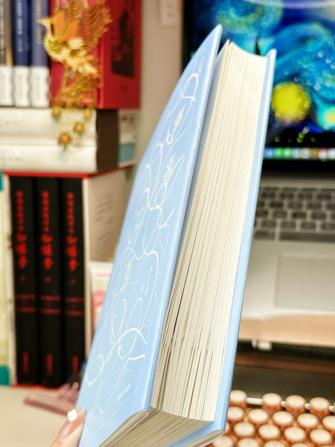 恨不得全书摘抄！这文笔简直美到窒息~