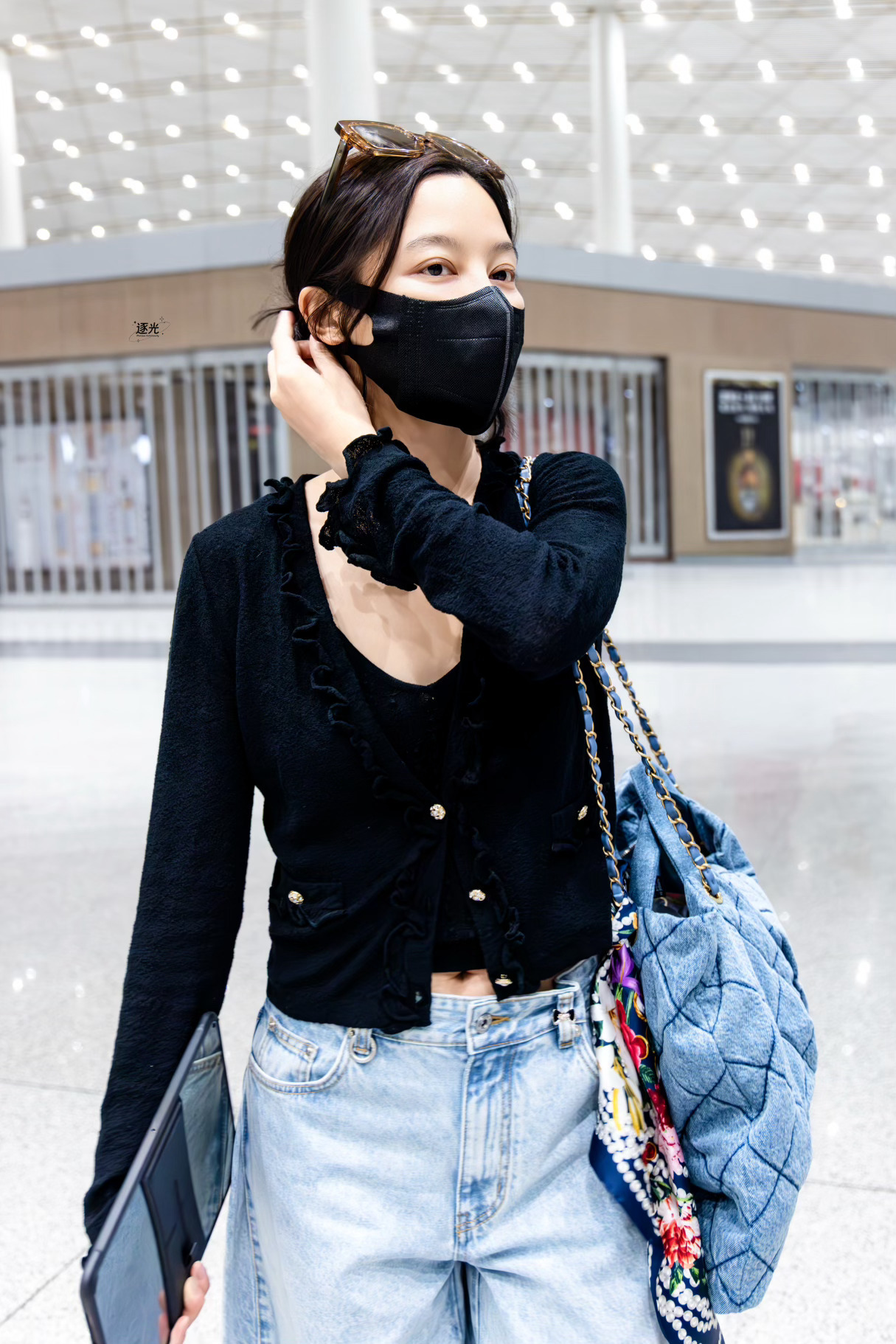 辛芷蕾出发威尼斯电影节同年龄段女演员唯一二闯欧三好运！！！！ ​​​