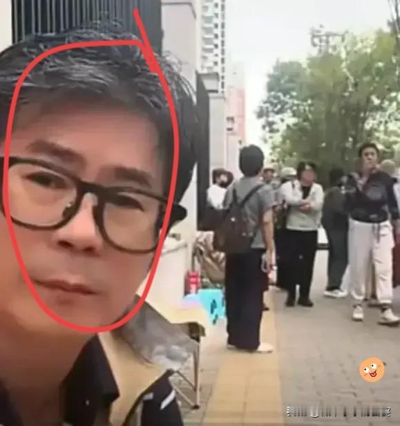对于今天中午发生的小插曲，主播恒苏有话说：


我受了委屈，被碰瓷了，


明明