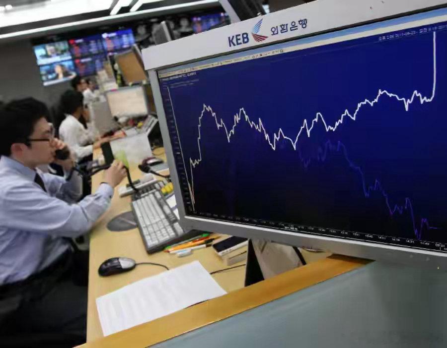 韩股又跌熔断！人均持有超2个股票账户，“外资卖、散户加杠杆接”6月29日，日韩股