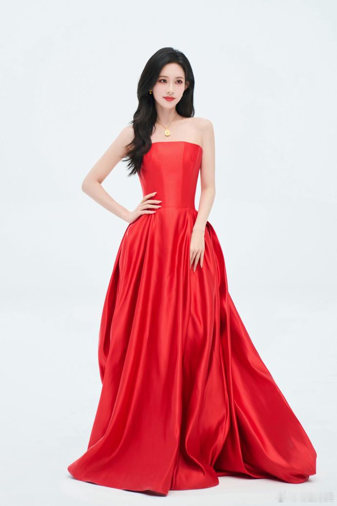 孟子义最新物料  美哒哒