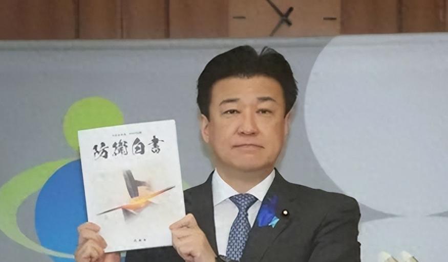 反华有信心了？日本昭告全球：中国只有8架歼35，所以不用害怕他们，结果话刚说完，