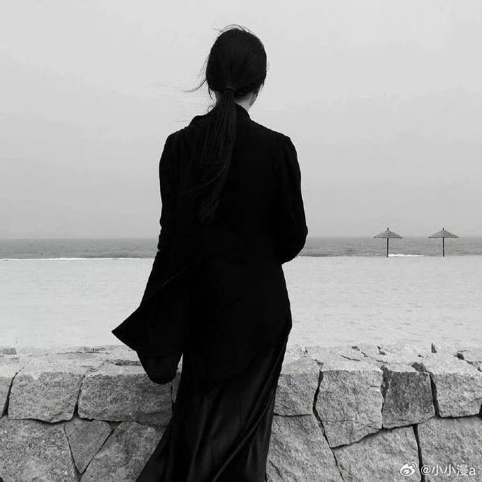 我喜欢你，就是因为你是我认识的人中，唯一不可归类的人。—— 刘瑜《余欢》 