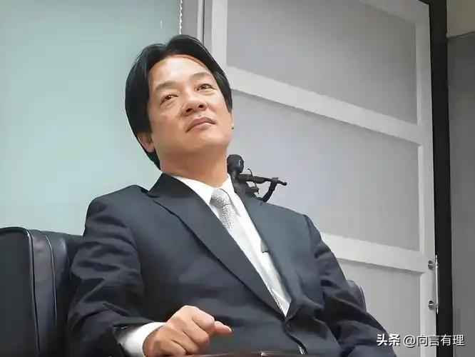 赖清德的连环计，先过军购，再关柯P，后治昌？

这哪是试水温，根本是手术前的消毒