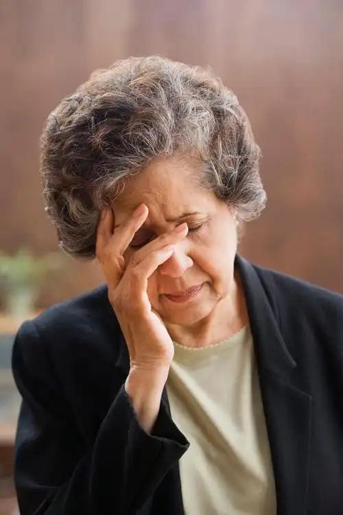 孩子啊，
 
过日子能不能节省一点，
 
花钱别再大手大脚、没有节制。
 
人生