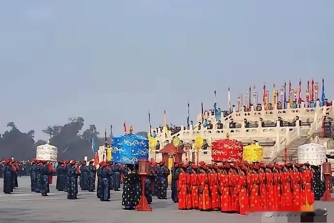 逛个地坛庙会，本来想沾沾喜气，结果差点没给我气笑了。

看看隔壁河南，那是大唐盛