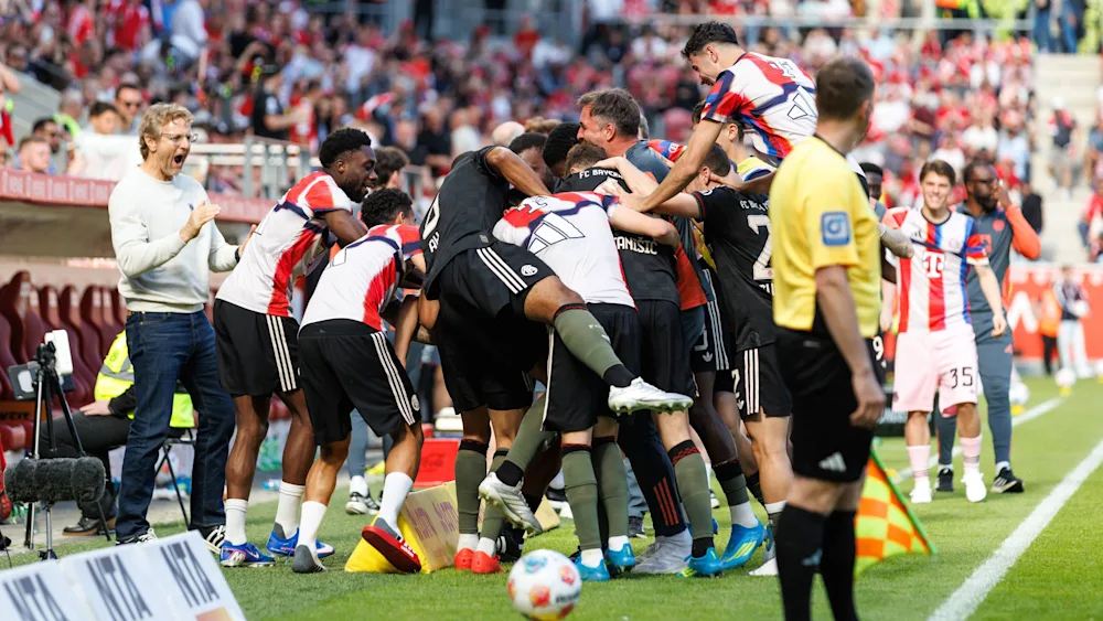 早上好！你看，这是一支多么团结的球队啊！接下来，这支紧密无间的拜仁将在欧冠赛场对