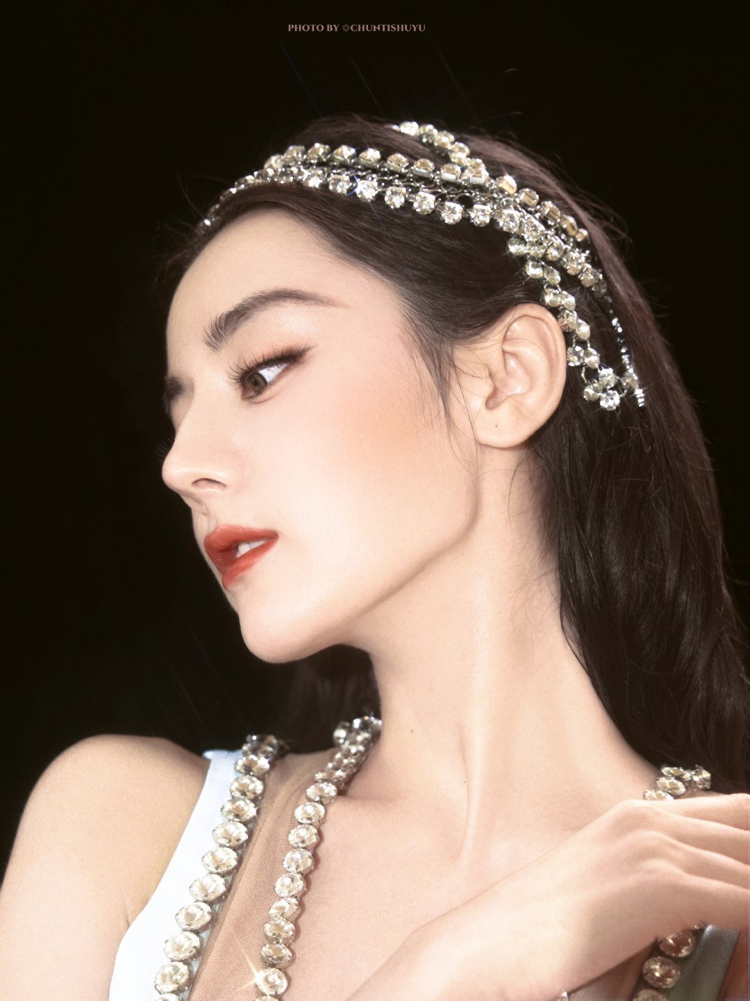 迪丽热巴今天星期巴迪丽热巴0603生日快乐 dlrb 今天星期巴 dlrb 迪丽