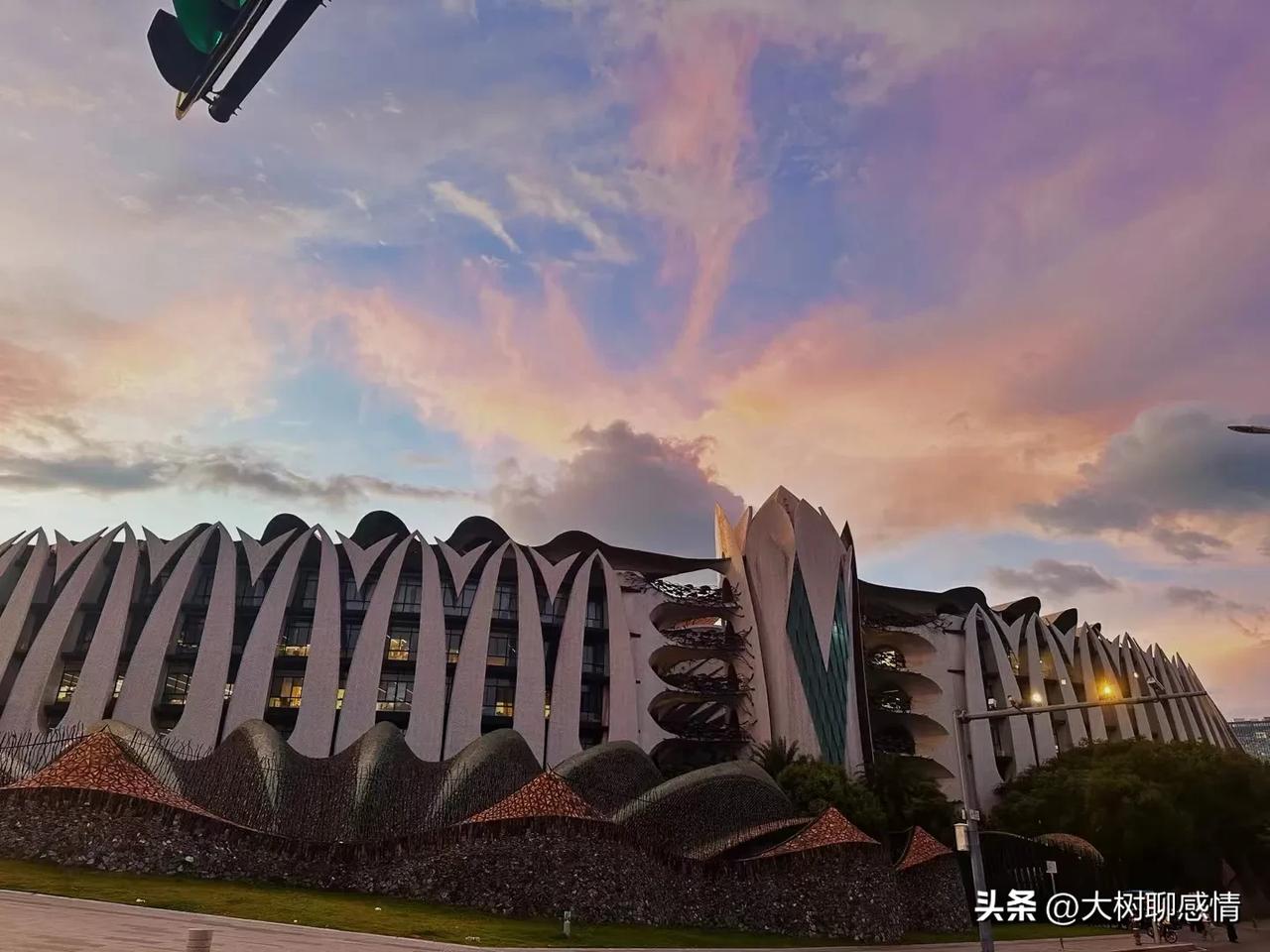 中视频升级创作者伙伴计划失败，炸出来一堆影视博主开始露脸做口播。当初就是因为影视