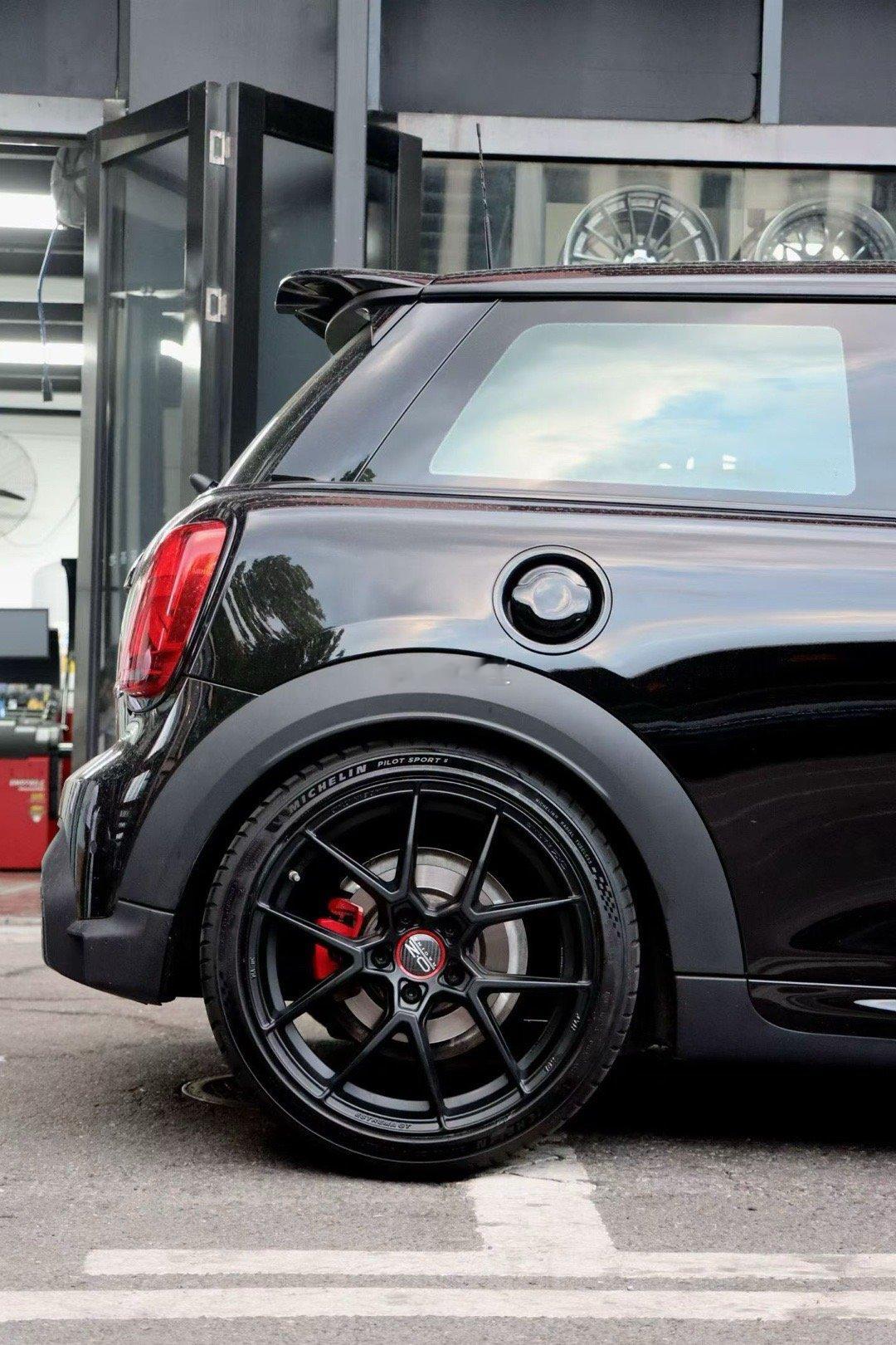 🇮🇹OZ Estrema GT HLT5x112 18x8 ET45/35 