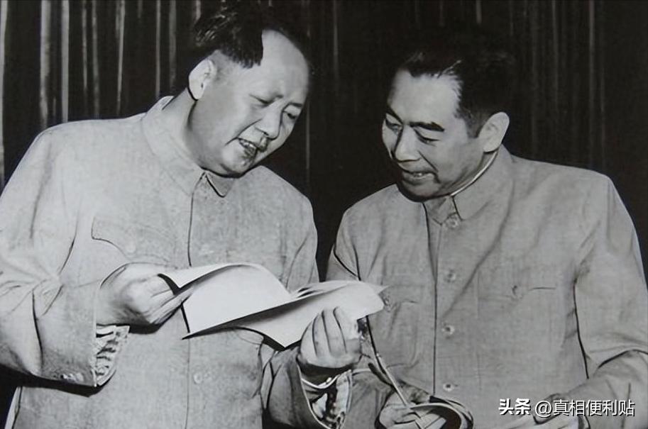 关于周总理，有个奇怪的现象，就是他从来都没有叫毛主席叫过“老毛”，现在有很多电视