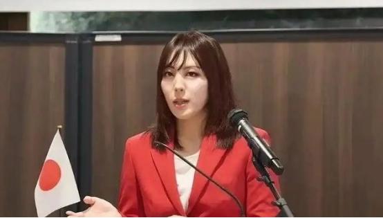 日本右翼一语惊人：若中国核弹造成日本几百万人死亡，那剩下的1亿日本人将开始反击。